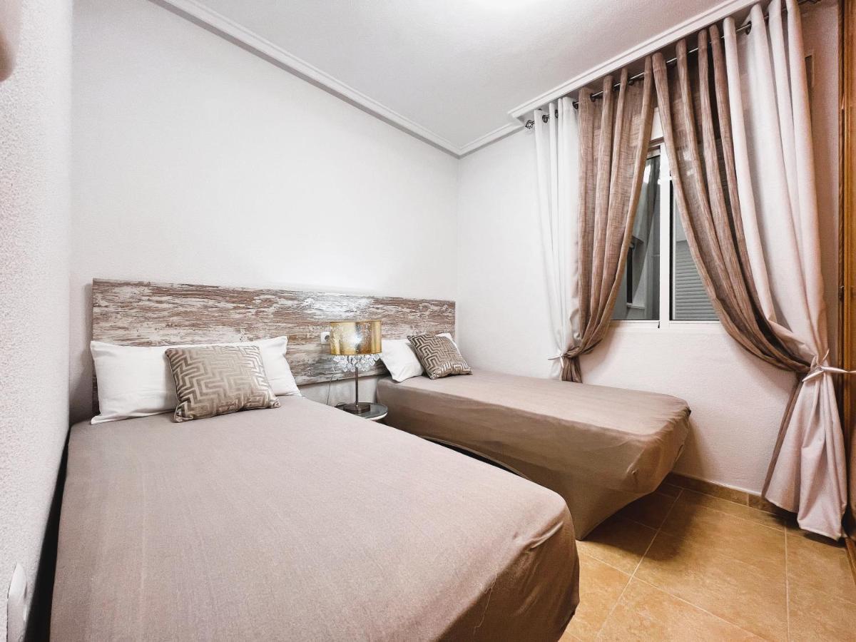 Holiday Suite Fragata Torrevieja Exteriér fotografie