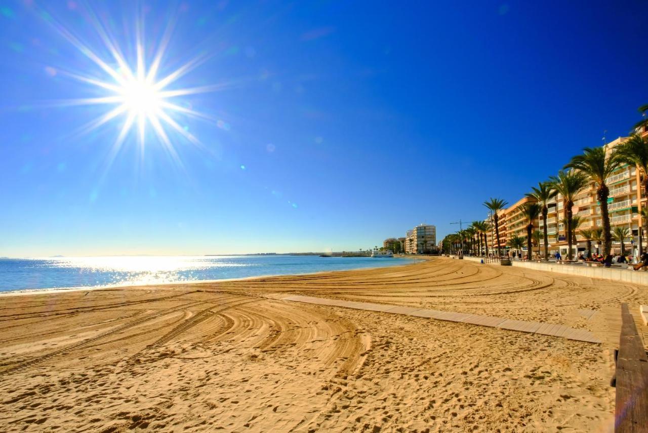 Holiday Suite Fragata Torrevieja Exteriér fotografie